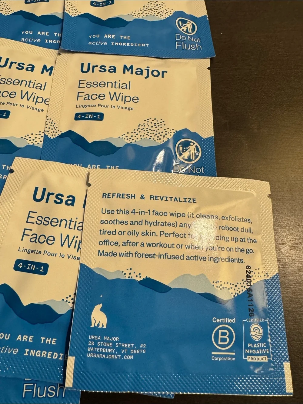 Ursa Major Essential Face Wipes 18 count NEW